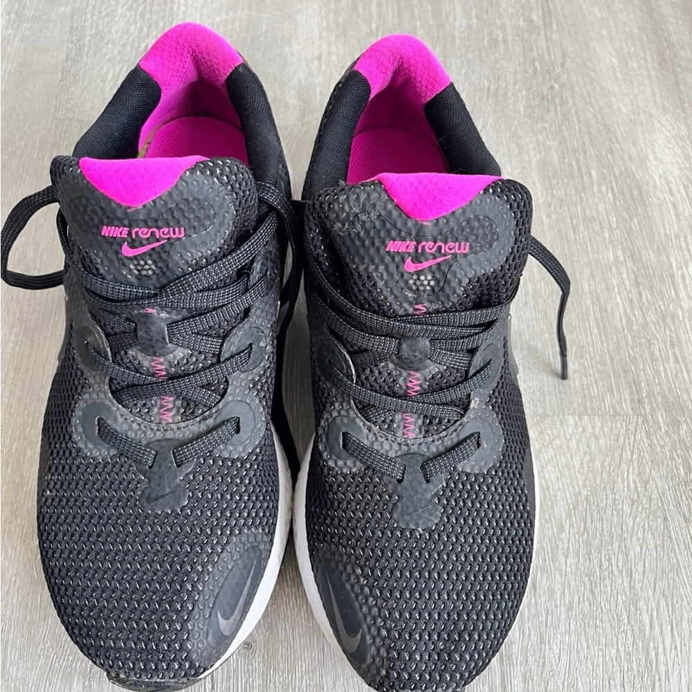 Nike Black and Pink Sneakers Lightweight Breathable Design